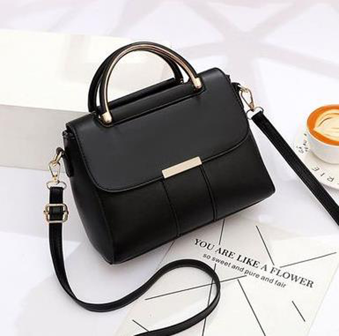 Top Quality designer bags Chain handbags woman Fashion shoulder bag Designers Handbags Lady Genuine Leather Banquet Black White Messenger Crossbodyb