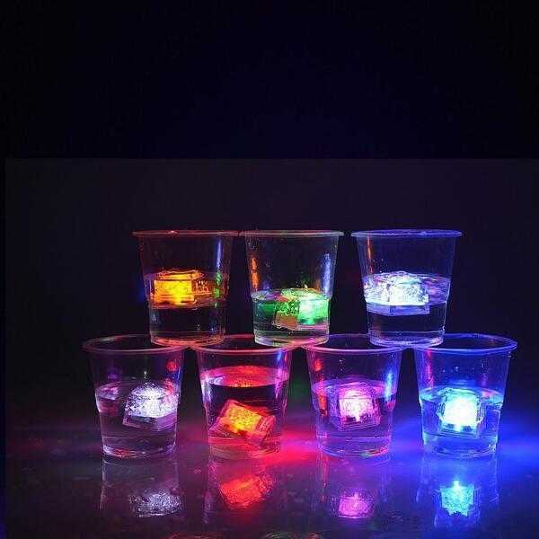 

LED Gadget Aoto colors Mini Romantic Luminous Artificial Ice Cube Flash Light Wedding Christmas Party Decoration