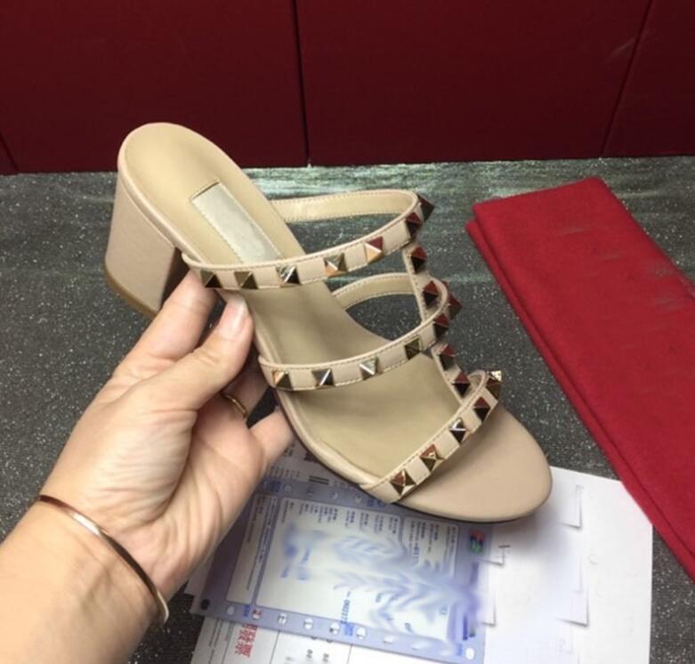 

Summer Flat Sandals Female Outer Wear Mid-heel BRAND Rivet High heel Slippers Thick heel Sandals -43, Colour1