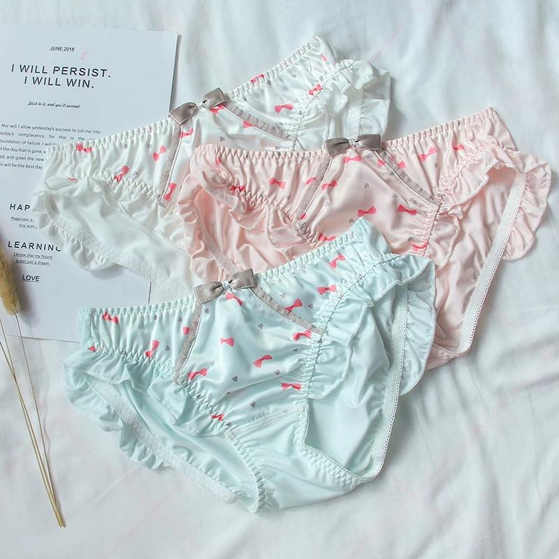

Women's Panties Teen Girl Milk Silk Middle Waist Cute Bow Ruffles Underwear Japanese Soft Sister Sweet Lolita Students Sexy BriefsWomen's, White