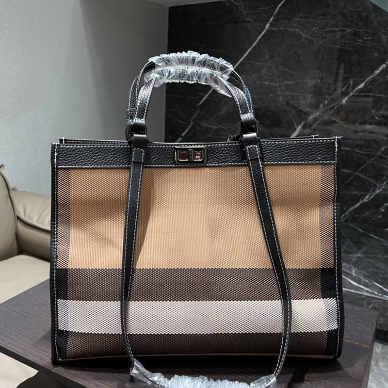 

Tote Bag Large Capacity Shopping Bag Women Handbag Fashion Canvas Check Silver Buckle Leather Portable Lady Shoulder Purse High Quality Internal Zipper, Red