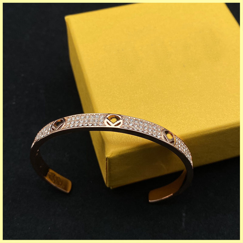 

Fashion Womens Designer Bracelet Mens Charm Chains Full Diamond Letters F Gold Bracelets Gifts Womens Luxury Love Bracelets Jewelry