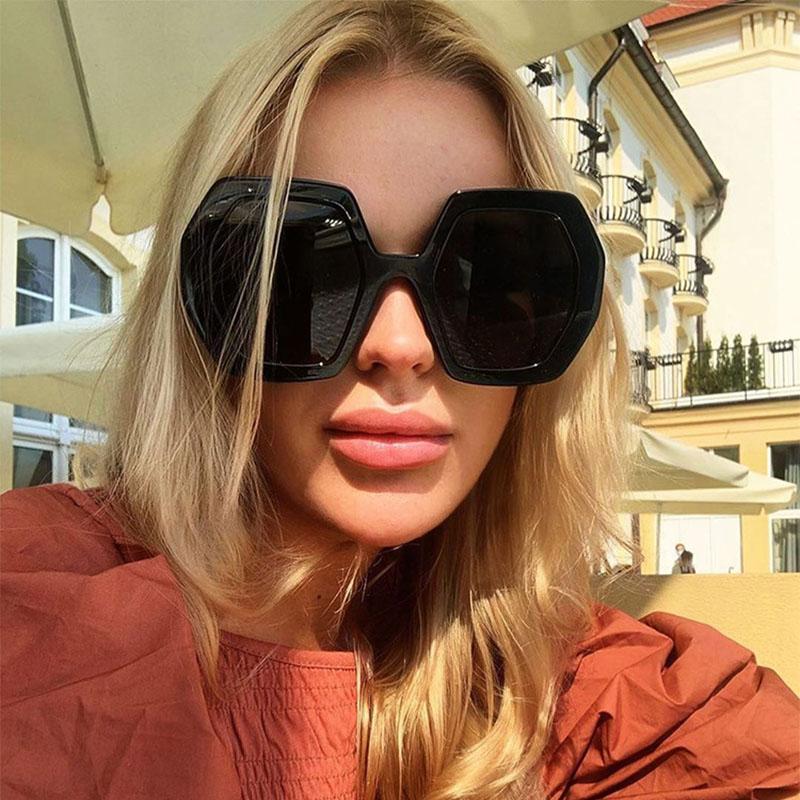 

Sunglasses Classic Square Black Women Brand Design Polygon Ladies Fashion Shades Vintage Glasses Eyewear Unisex
