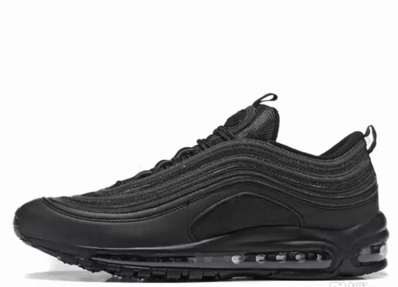

2022 New Men Running Shoes Cushion Plastic Cheap Training black black Shoes Wholesale Outdoor Sneakers US 5.5 6.5 7.5 8.5 9.5 10.5 11.5