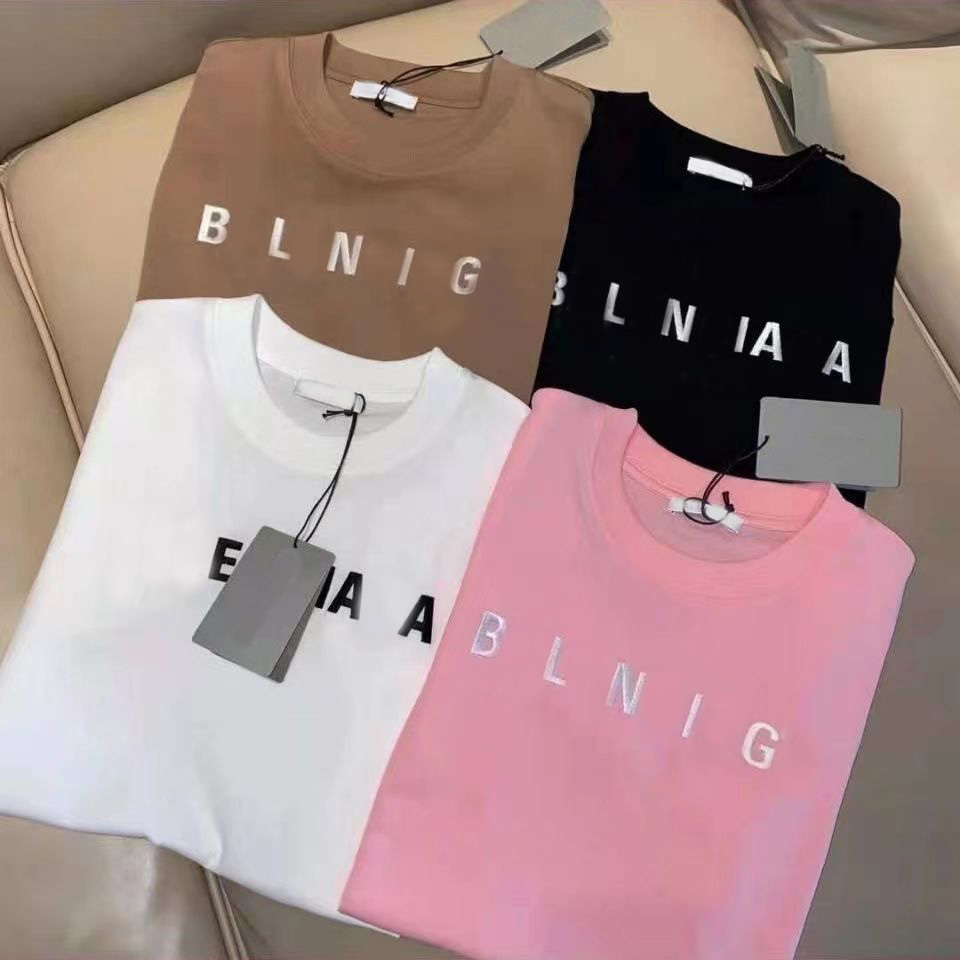 

2022 Summer Mens Designer T Shirt Casual Man Womens Tees With Letters Print Short Sleeves Top Sell Luxury Men Hip Hop clothes2022, White