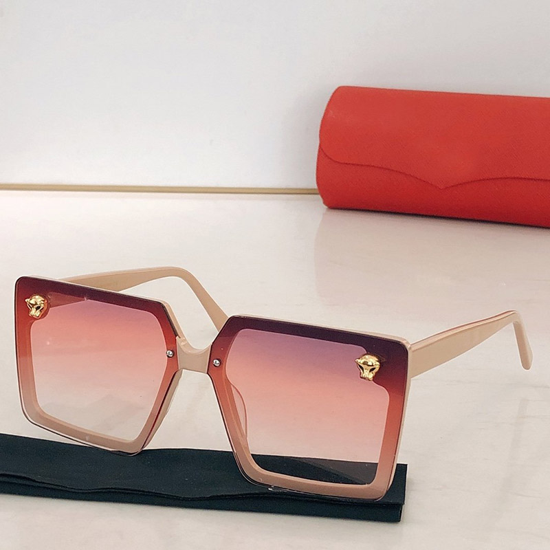 

Cheetah Women Sunglasses Tortoiseshell Square Acetate Frame Polished Gold Plated Pit Vipers Finish Rectangular Plate Gold Glitter Gradient Brown Dimensions
