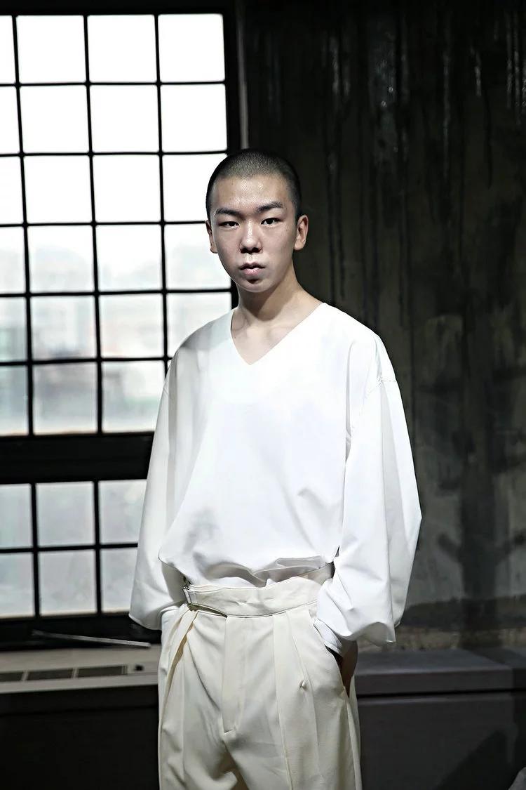 

Men' T-Shirts Spring Men' Pure-color V-neck Loose Version Of Korean Fashion Long-sleeved Shirt Small Large StreetMen, Black