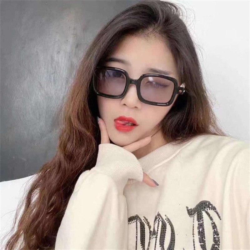 

Sunglasses Jing bairan star with German street shooting square plate P2 personalized fashion sunglasses kuboraum