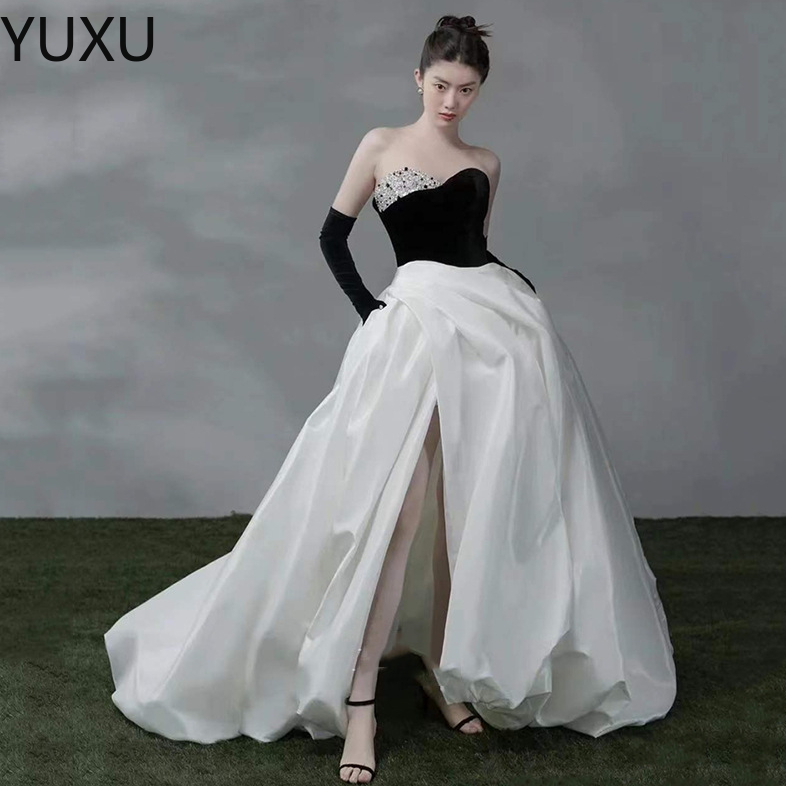 Sexy Soir Robe Noir Vestine à paillettes Largos Dentelle manche de dentelle à l'épaule Femme Soirée Pêcher Night Robe Sweep Train longue Élégante
