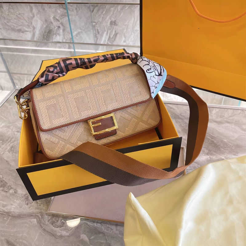 

New fend women's bag fashionable and versatile small square bag large capacity canvas embroidered baguette bag Single Shoulder Messenger, Lavender