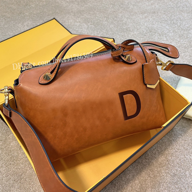 

2022 Top quality Mini Hand Crossbody Bags Classic Leather Designer Handbags for Ladies double color Shoulder Bag Fashion baguette bags womens handbag wholesale, Brown