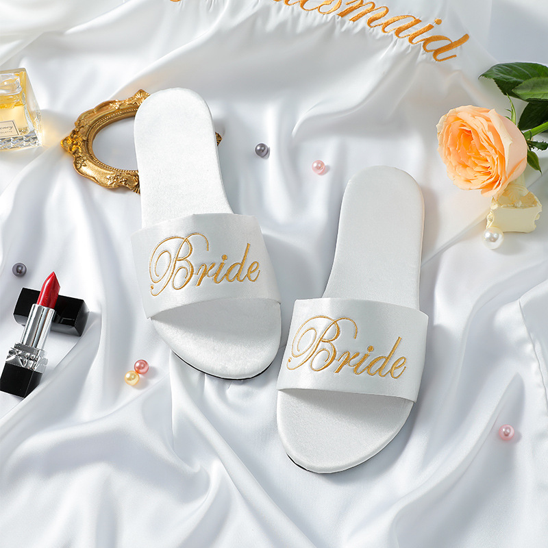 

Wedding Favors Embroidery Bride Bridesmaid Satin Slippers For Marriage day Hen Bachelorette Party Proposal Girl Friend Gifts Photo Props, Size 37