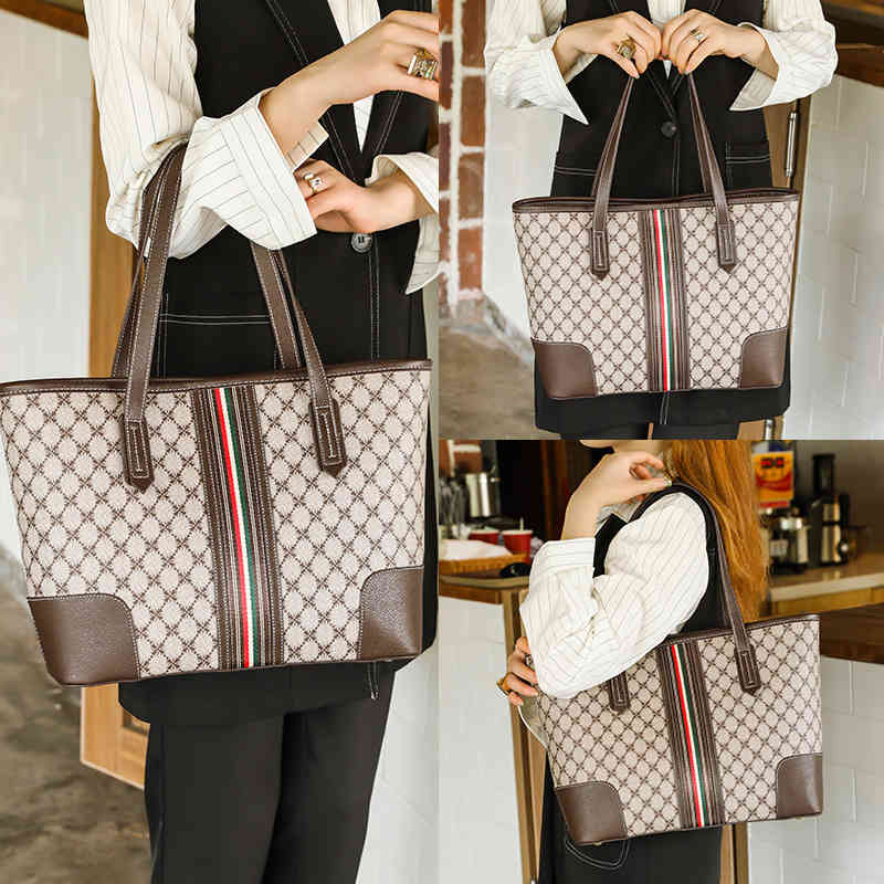 

Purses sale Bag women's 2022 new large capacity trend sling one shoulder bag high sense printed Handbag Tote armpit bag, Brown