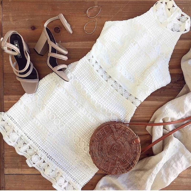 

Slim Summer Club Party Bodycon Elegant Dresses Women White Dress Sexy Lace Hallow Out Mini Dress Vestidos De Festa, Long sleeve