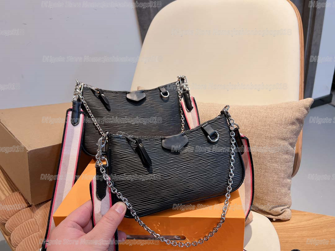 

lassic Mini Chain POCHETTE Bag Black Wave embossed leather Wallet Purses Designer Bags Wide Textile Strap Women Easy Pouch On Strap Hangbags