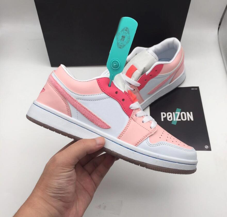 

Jumpman 1 1S Low SE Honey Peach Basketball Shoes Pink Velvet Ladies Sport Sneakers Women Lovely Outdoor Shoe DM5443-666 Dress Shoe, Bubble film