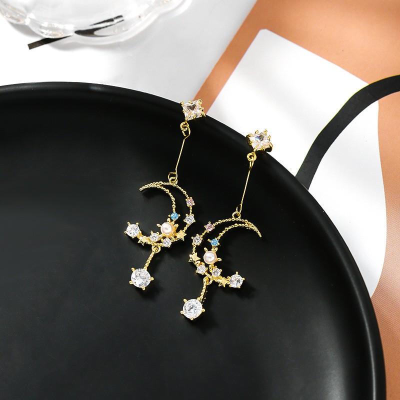 

Dangle & Chandelier Korean Sweet Lovely Fashion Shiny Crystal Women Drop Earrings Long Elegant Fine Hollow Metal Moon Modelling EarringsDang