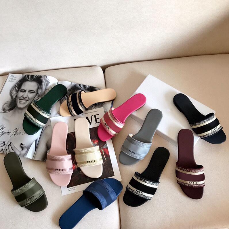 

2021 luxury Designer Leather Ladies Sandals Summer fashion beach woman Big head Slipper Rainbow letters slippers 35-42 ijD, Color 3