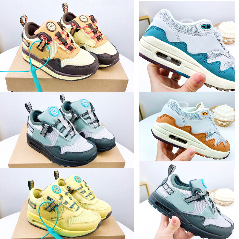 

Kids Toddlers 87 Patta Waves Monarch Noise Aqua Running Shoes Children Boy Trainers 87/1 TS Cactus Jacks Baroque Brown Saturn Gold Designer Infant Sneakers