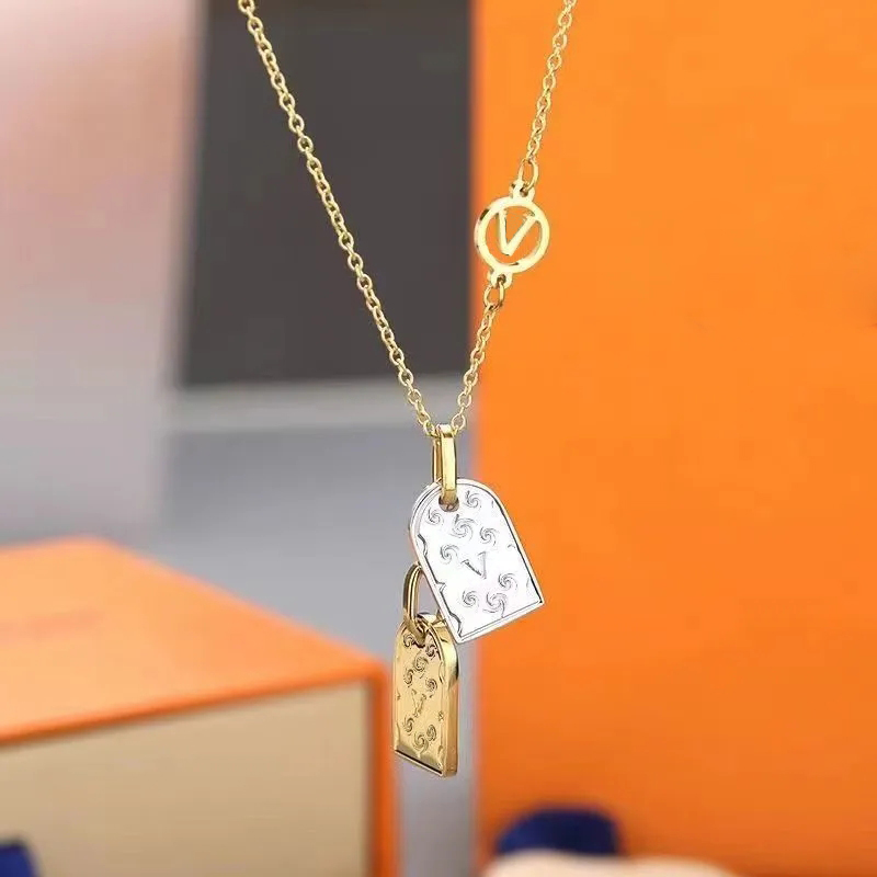 

Luxurys Designers Necklace Womens Fashion Jewelry Classic and Versatile Necklaces Top Quality Pendants Exquisite Gift