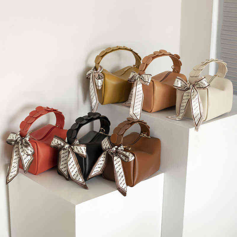 

Evening Bags Retro Folds Pu Leather Side for Women 2022 Hit Trendy Mini Kawaii Totes Shoulder Underarm Crossbody Bag Lady Handbags 220428, Beige
