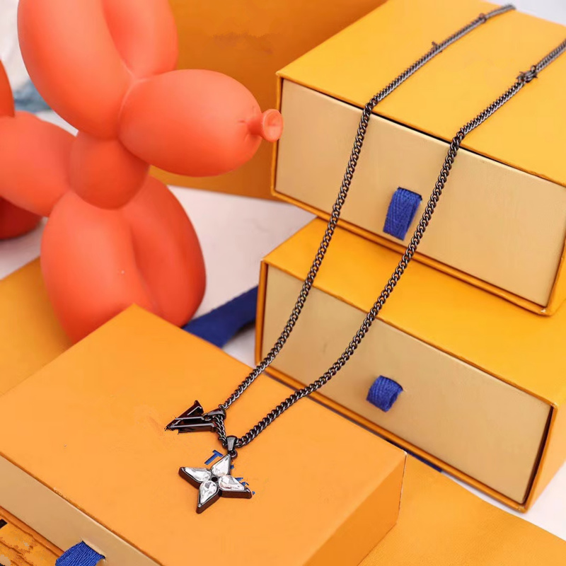 

French design high quality jewelry letter logo pendant necklace fashion personality men's and women's Necklace 14 style