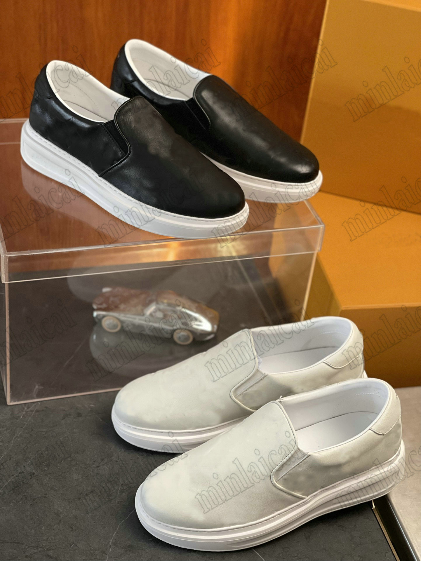 

Designer Beverly Hills Slip-on Sneakers Men's Luxurys Trainer Shoes Embossed Leather Monograms Flowers pattern Runner Casual Shoe Ultra-light rubber outsole