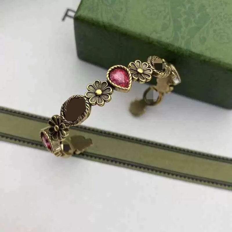 

Designer jewelry family / new letter Bangle double Daisy Rose Pink Crystal Diamond Open net red same versatile Bracelet