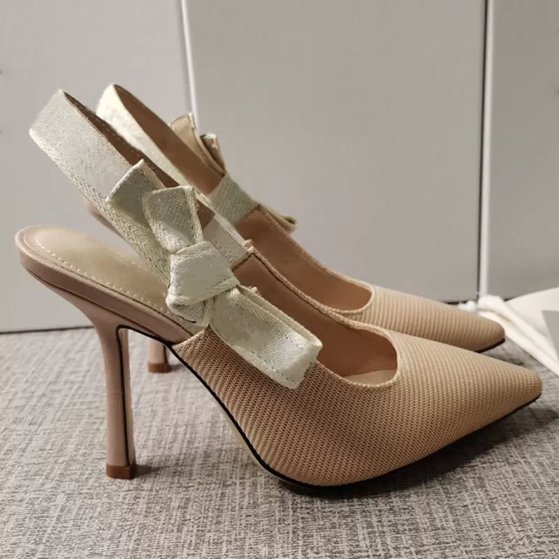 Sandales de dames d'été STILETTO High Talon Designer Sandales pointues Beautiful Fashion High Talons Bowknot toile pour femmes chaussures pour fe