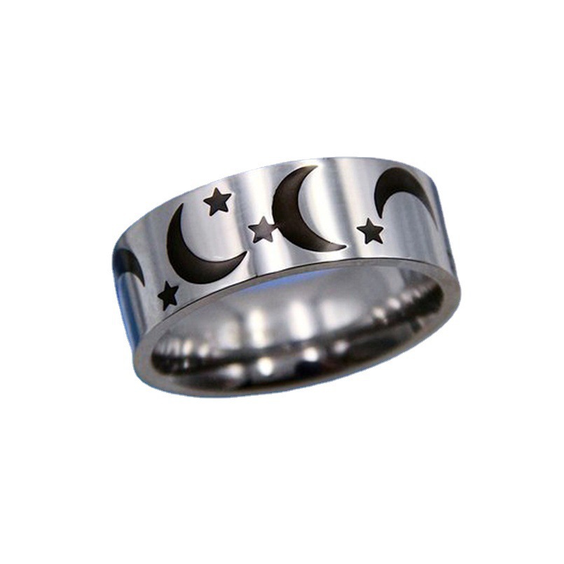 

Cluster Rings Dragon Butterfly Cool Punk Hip Hop Stainless Steel Ring Dinosaur Star Flame Finbger Ins Gothic Couple Jewelry GiftCluster