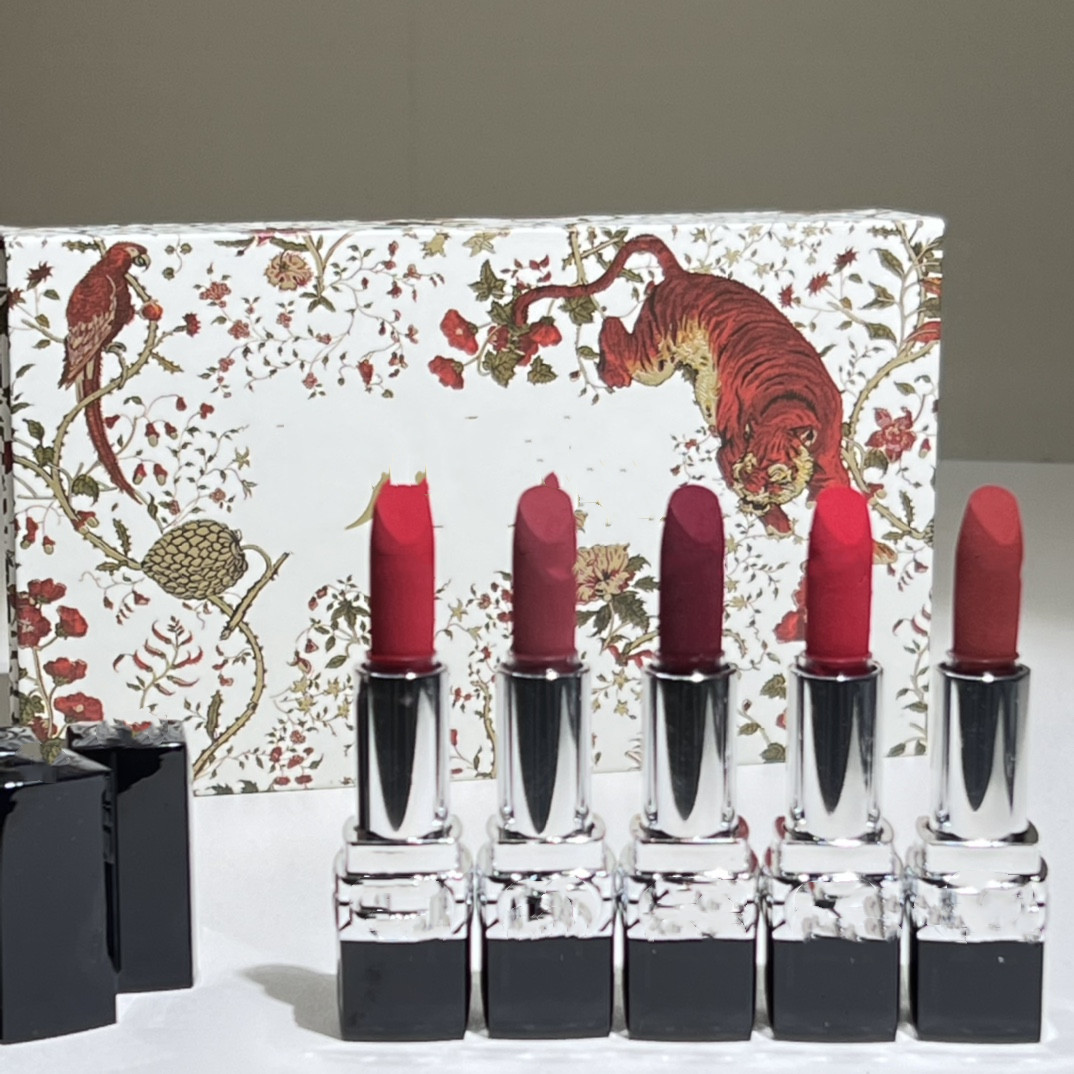 

EPACK Rouge Matte 5pcs Lipstick Set 999-720-840-668-909, Pls tell color