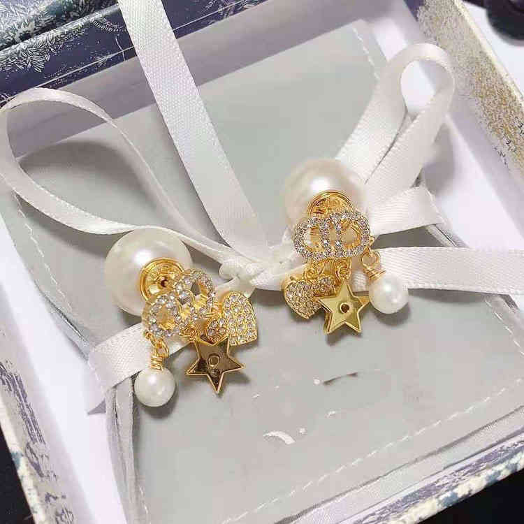 new family d letter love Pearl Earrings 925 sier needle2022 Brand Trend Fashion Design Versatile Ladies Necklace Stud Earrings