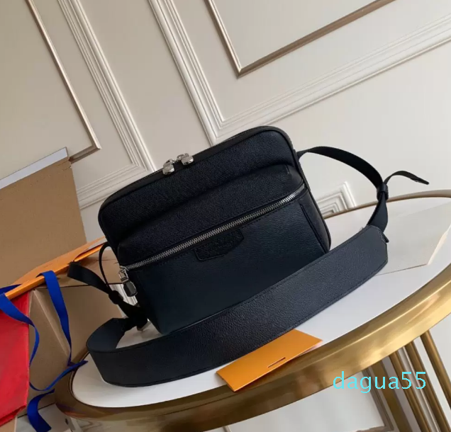 

outdoor messenger Bag cross body Classic Luxury Matching Leather Men's Shoulder Bags Handbag black flower designer fashion school bag, Desiccant