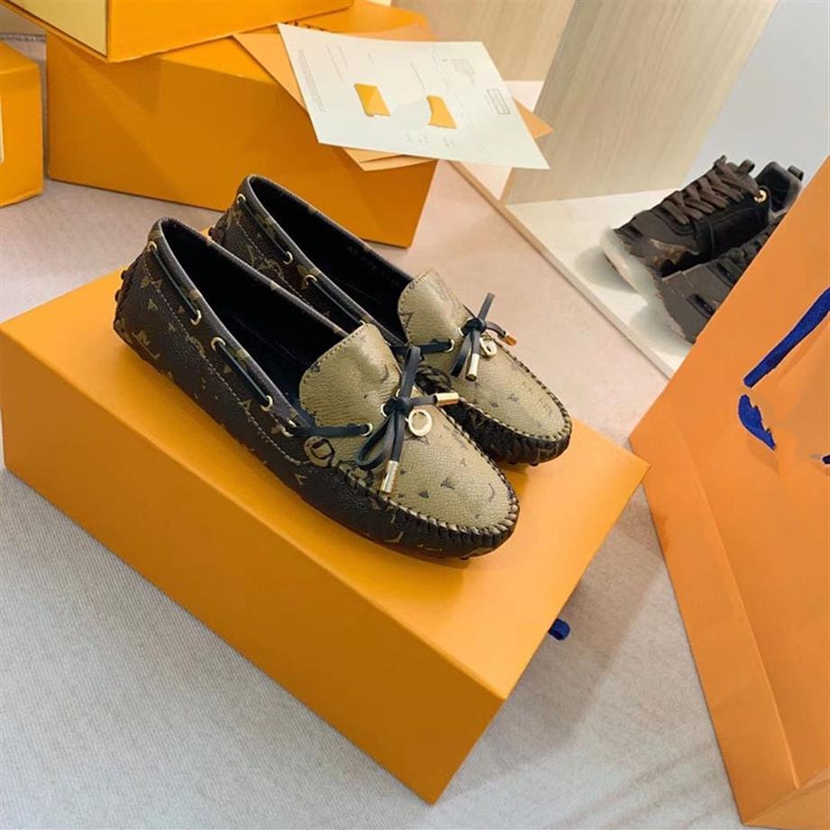 

Handmade Women Gloria Loafers Classic Studs Bottom Bow Tie Coated Canvas Flower Print Reverse Fashion Shoes mkjl000032479