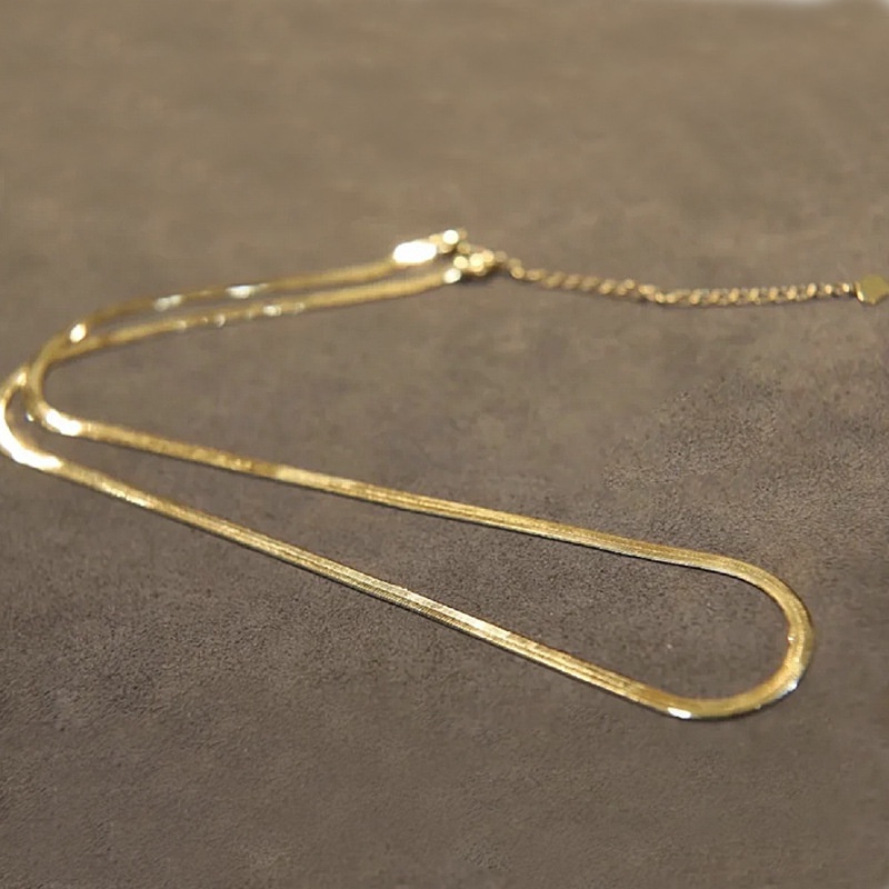 

18K Gold Soft and Smooth Color Gold Plain Gold Snake Bone Necklace