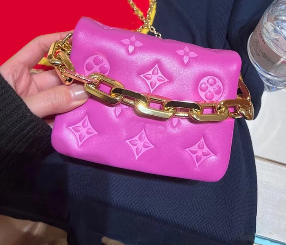 

Top quality leather Women's men tote crossbody Bags Luxury Designer mylon fashion shopping wallet Camera Cases card pockets handbag Shoulder Lipstick Bag with box, White