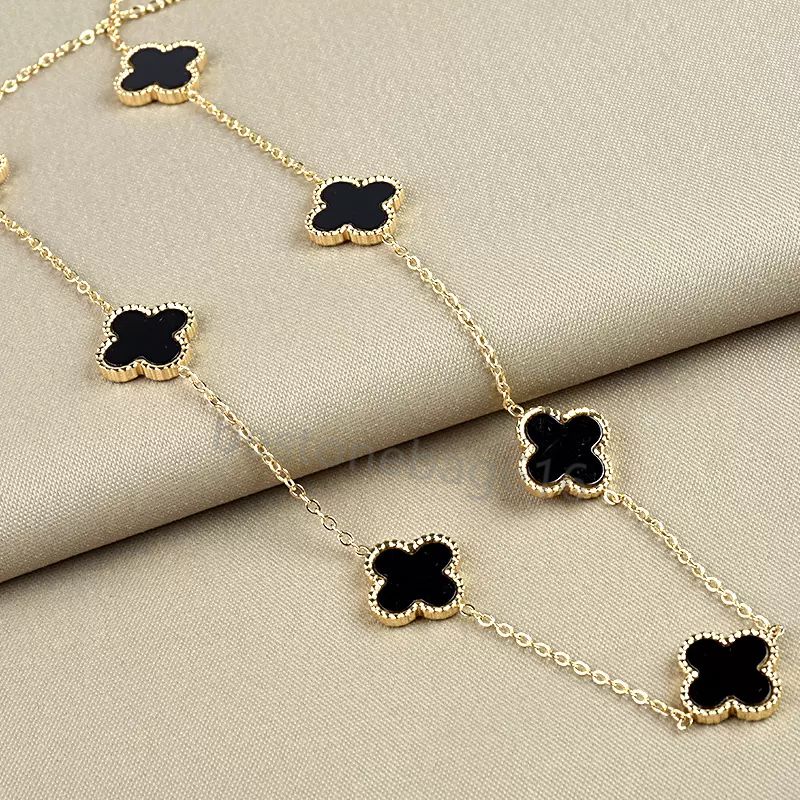 

Fine Design Titanium Steel Cute 4 Leaf Clover Pendant Necklace Jewelry for Women Gift