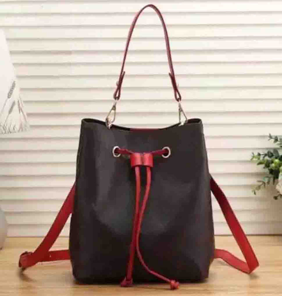 

Bucket Handbags drawstring Tote designers Bags Fashion Women's old flower Luxurys Purses Women Brand Letter Leather Shoulder crossbody bag M44022 M44887, Additional shipping fee