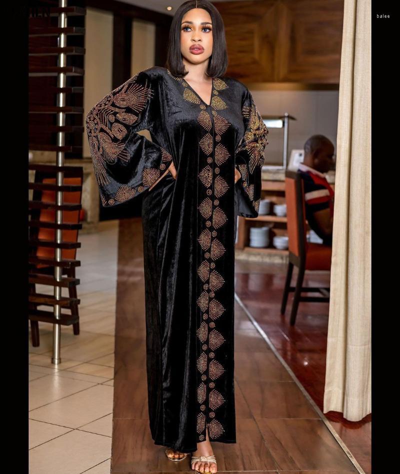 

Ethnic Clothing Velvet Long Maxi Dress African Dresses For Women 2022 Winter Clothes Dashiki Ruffle Sleeve Boubou Robe Africaine FemmeEthnic