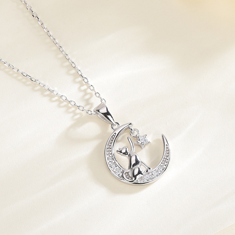 Swarovski Element Moon Cat Zircon Pendant Coréen Version coréenne de S925 SERPLEMENT SIMPLE TEMPERAME Collier de choker à tempérament