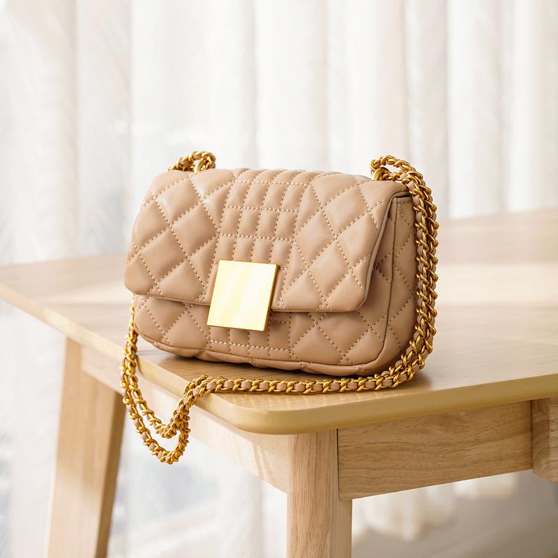 

Evening Bags High-quality Diamond Chain Bag Leather Handbags 2022 Trendy Top Layer Cowhide Shoulder Messenger Small, Black