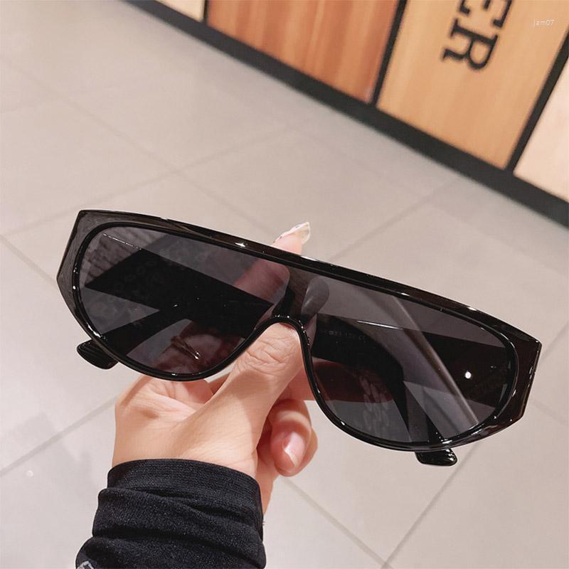 

Sunglasses Trendy Rectangle Women Men Pink Black Shades 2022 Fashion Shield Lens Unique Glasses Ladies Punk GogglesSunglassesSunglasses