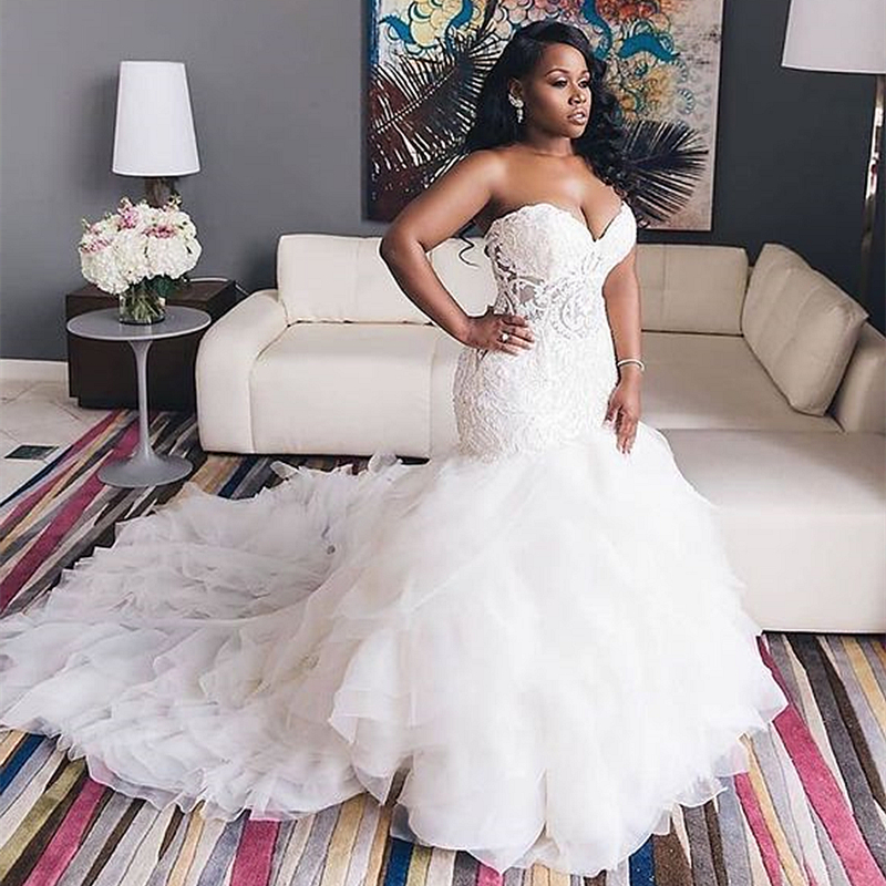 

2022 Aso Ebi African Wedding Gowns Lace Appliques Mermaid Bridal Wear Tiers Ruffles Long Train Wedding Dress Plus Size Robe De Mariee Back Corset, White