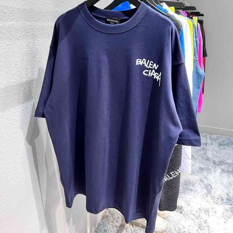 

Balencaigass Top Quality Designer T-shirt Version European and American Fashion Br Paris Front Back Grass Signature Loose Short Sleeve for Men Women High, Navy