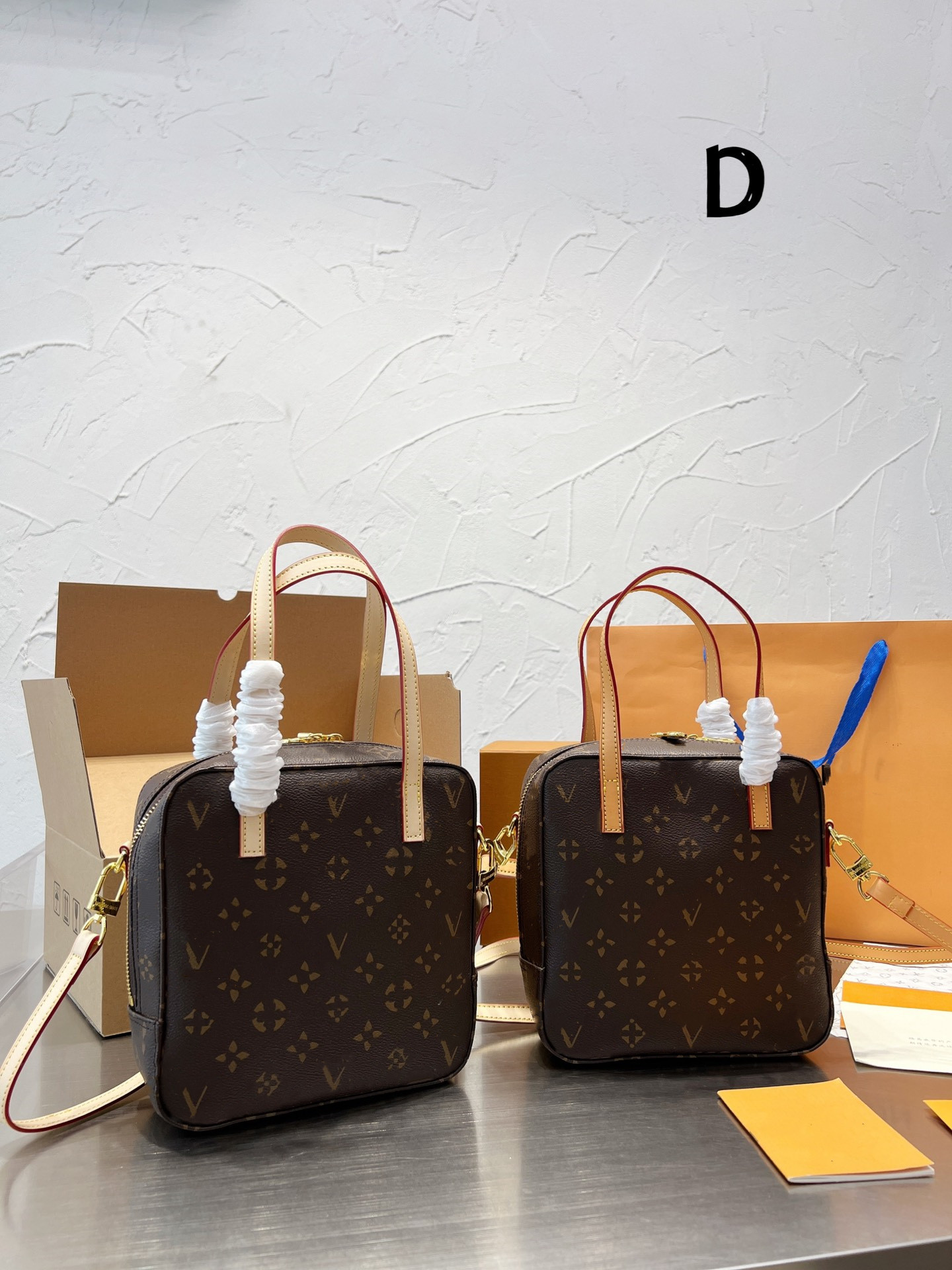 

Designers Luxury Bags For Womens Louiseity 1 Viutonity Handbags LVS Crossbody Shoulder The Tote Bag multicolour Capacity Versatile 7A High Quality wallet BOZR, You can look more picture