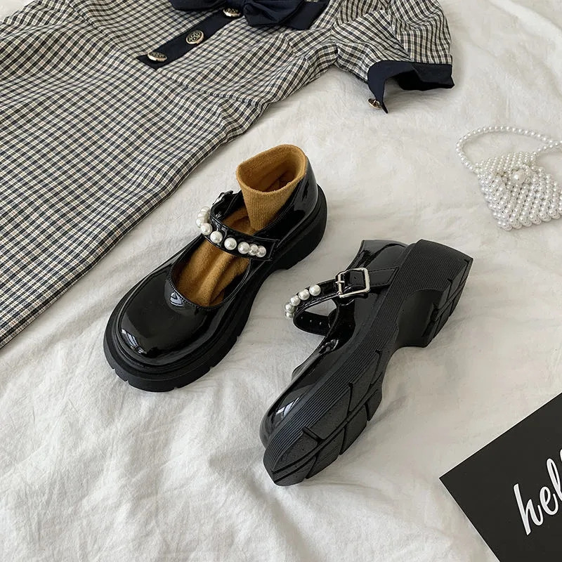 

Lolita Mutiara Mewah Desainer Retro Manis Sepatu Mary Jane Platform Gothic Wanita Wedges Flat Tali Gesper Pesta Wanita Zapatos 220614, White