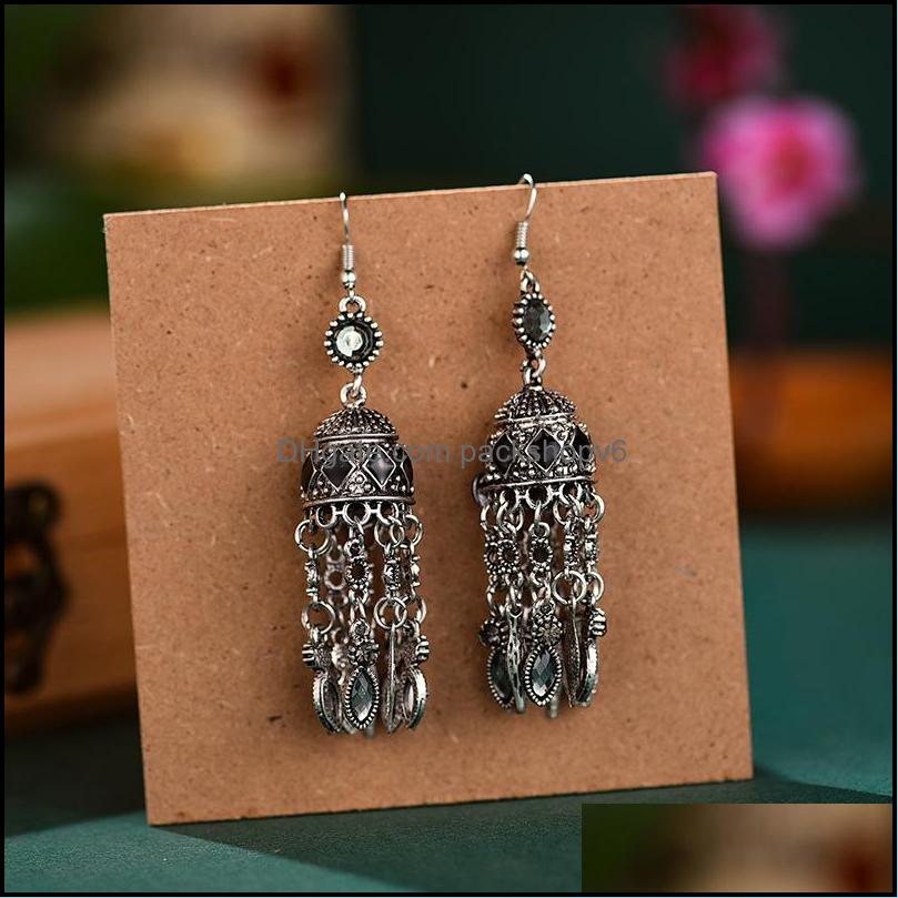Chandelier en pendaison vintage ethnique Gitane Moucroies d'oreilles Boho Boho Retro Flower Baroque Bell Tassel Hollow Jhumka Boucles d'oreilles1