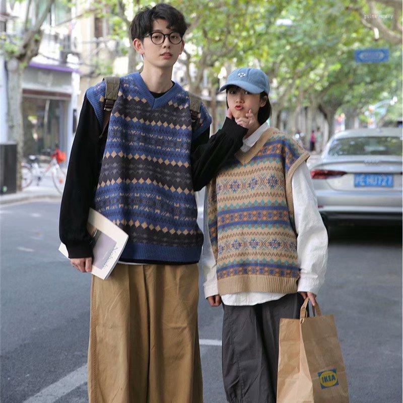

Men's Vests Harajuku Men Vest Spring Fashion Loves Sweater Preppy Style V-neck Knitted Jumpers Streetwear Women Casual Loose Sleeveless Guin, Khaki