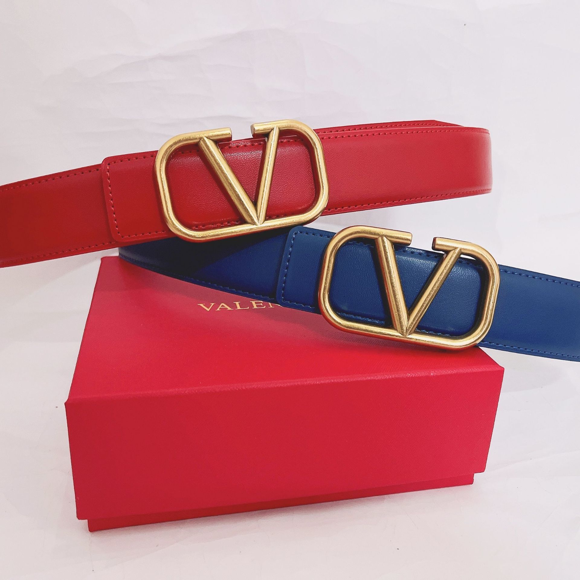 

New single lap independent packaging color 3.8 belt V home smooth buckle women's letter simple and versatile belt, Black