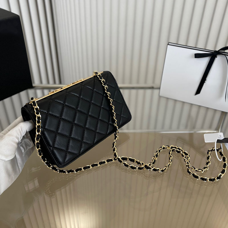 

22Ss France Womens Classic Mini Flap Bags WOC Relievo Letter Lambskin Trendy Gold Metal Hardware Chain Crossbody Shoulder Card Holder Handbags 19X12CM, Box